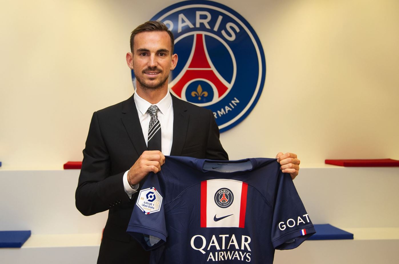 PSG signed Fabian Ruiz from Napoli