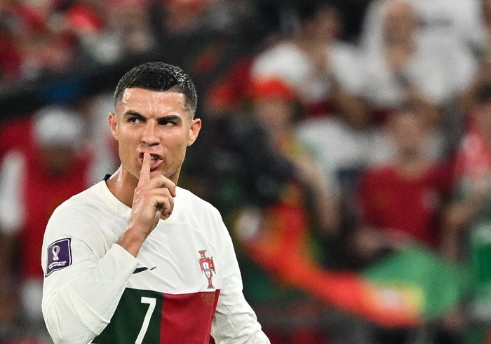 Ronaldo remained a substitute against Switzerland for the “shut up” gesture. Explains his coach