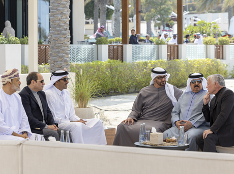 /content/dubaione/en-ae/programs/181/UAEPresidentHostsConsultativeMeeting.html